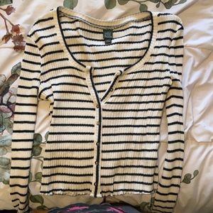 Striped cropped long sleeve thicker top